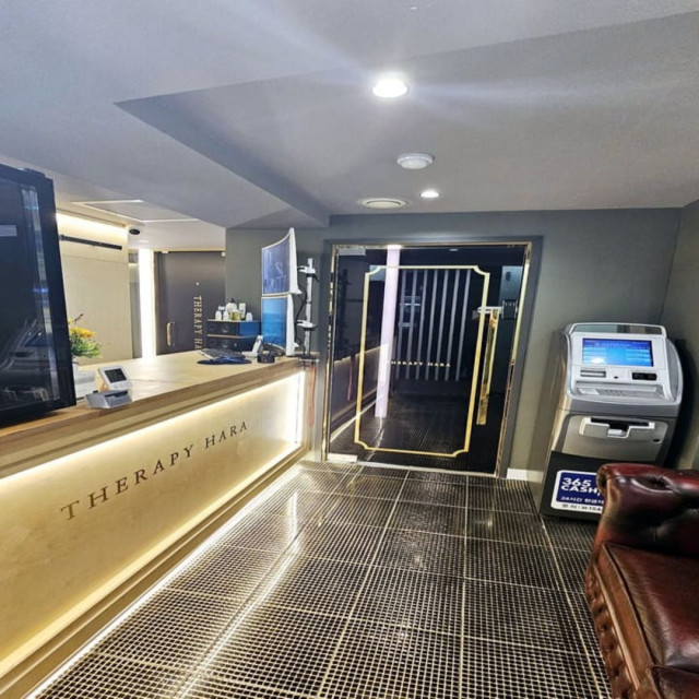 3ecfa88e6dbf0bfe6654c5402edcbdc87054a228.jpg class=